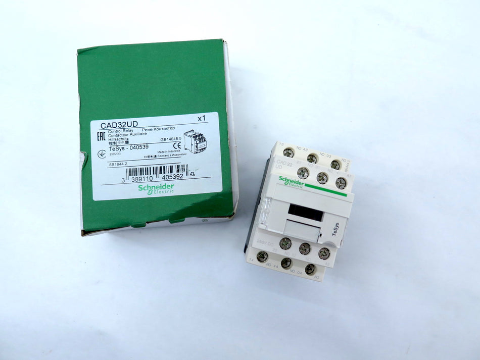 Schneider Electric CAD32UD Control Relay 250VDC - Advance Operations