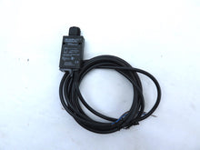 Load image into Gallery viewer, Allen-Bradley 42KL-U2TC-A2 Retroreflective Photoelectric Sensor
