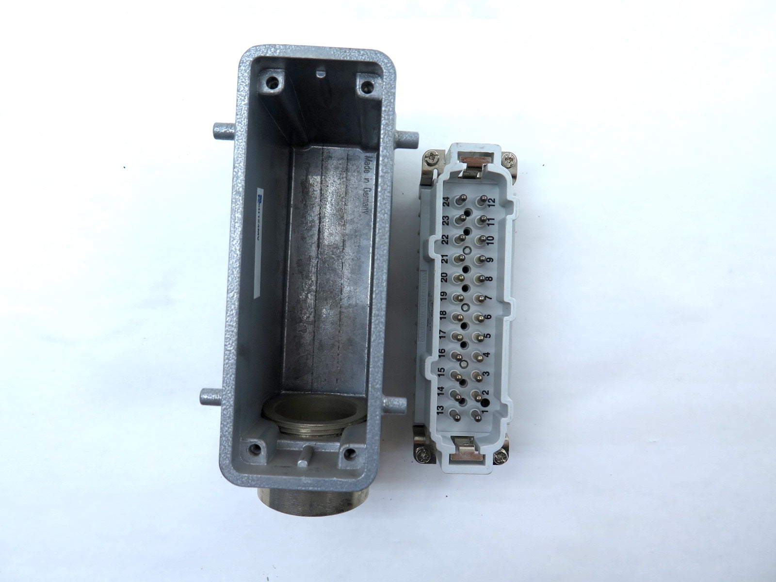 Thomas & Betts Pin Male Connector MS224B - Advance Operations