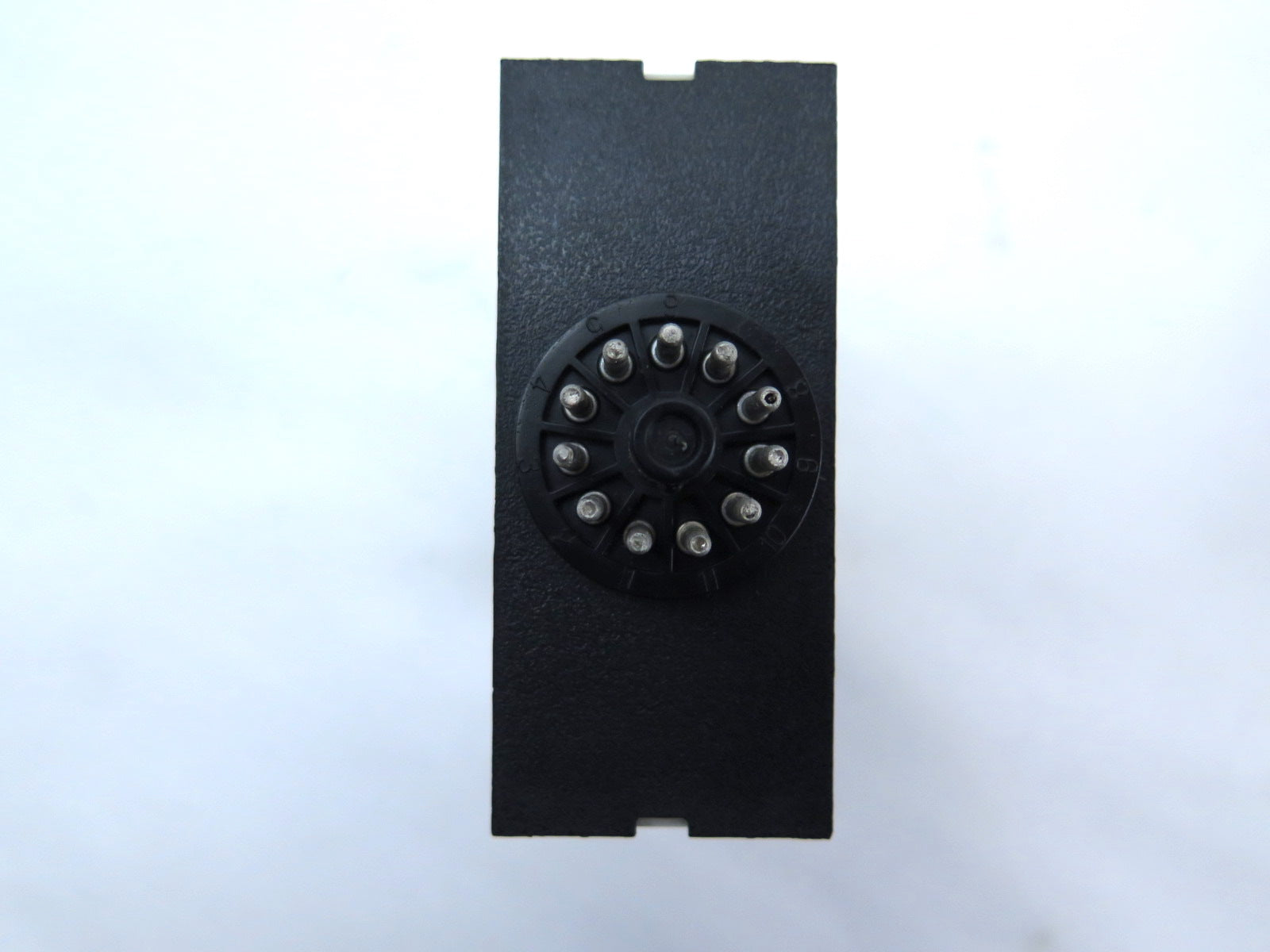 Carlo Gavazzi PMC01D115 Multifunction Timer 240V 8A 1/2HP Max. - Advance Operations