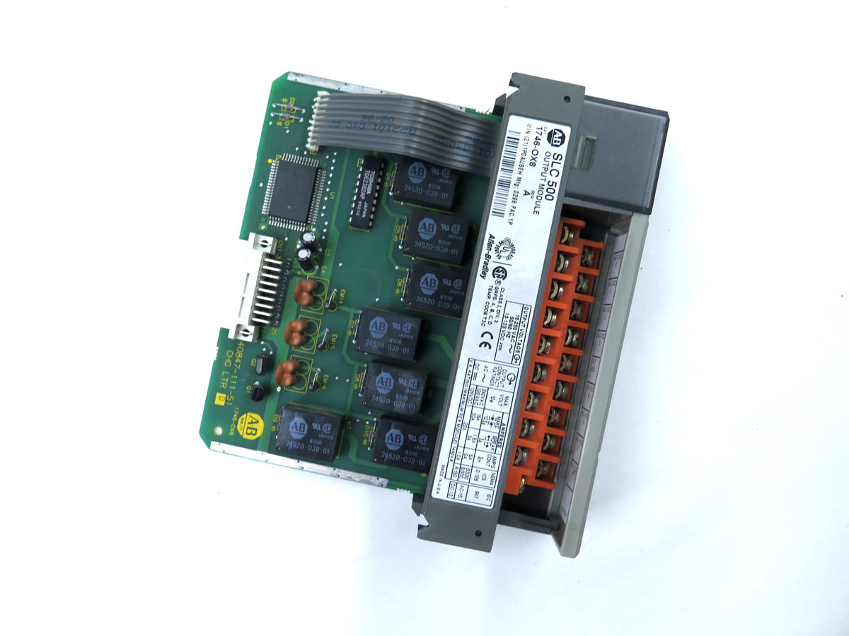 Allen-Bradley 1746-OX8 Ser.A SLC500 Output Module - Advance Operations