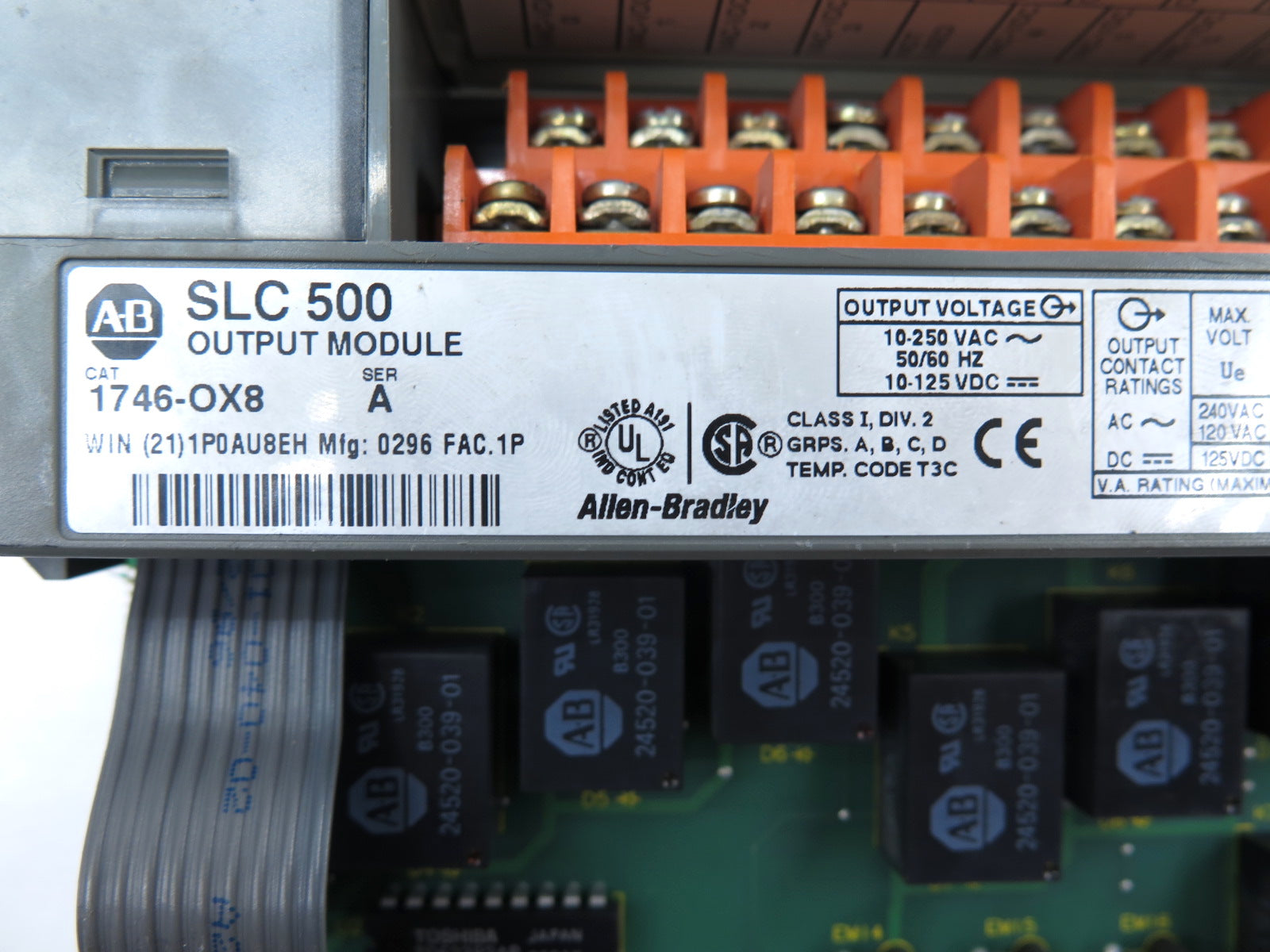 Allen-Bradley 1746-OX8 Ser.A SLC500 Output Module - Advance Operations