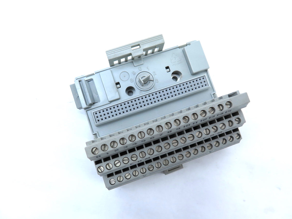 Allen-Bradley 1794-TB3 Flexbus 5VDC 640mA Terminal Block 120VAC 10A - Advance Operations