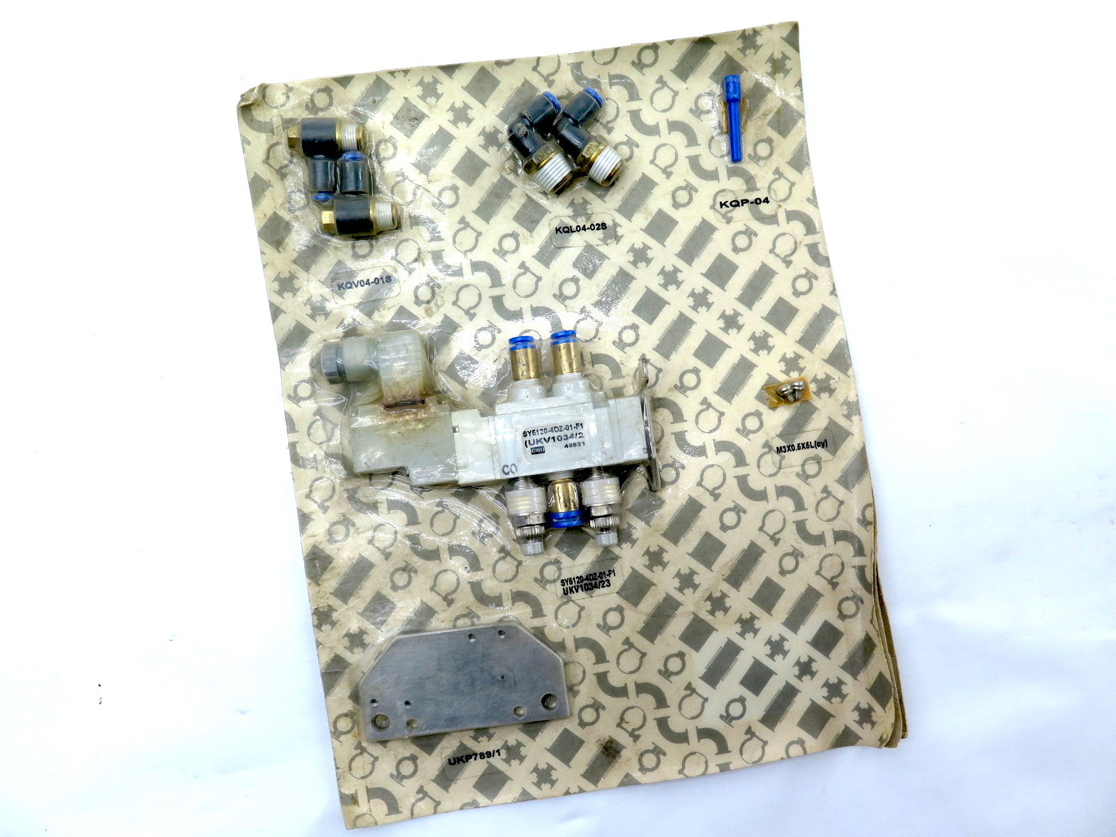 SMC SY5120-4DZ-01-F1 Solenoid Valve & Extra Parts - Advance Operations