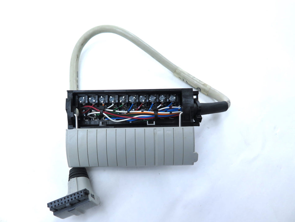 Allen-Bradley 1492-CABLE006V Assembly Cable Genuine - Advance Operations