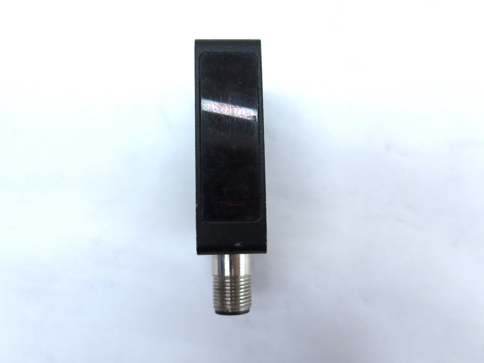 Banner QMT42VN6FF1000Q Fixed Field Housing Sensor - Advance Operations