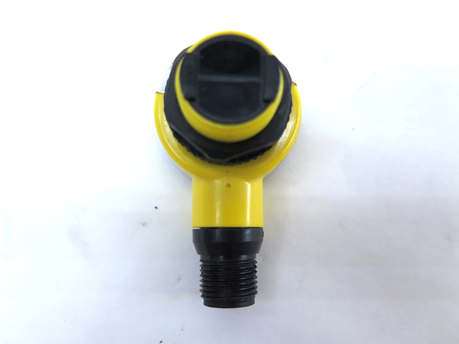 Banner Photoelectric Switch Sensor T18SN6FF100Q - Advance Operations