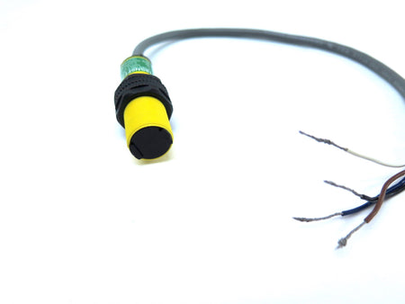 Banner S18SN6FF50 Photoelectric Sensor - Advance Operations