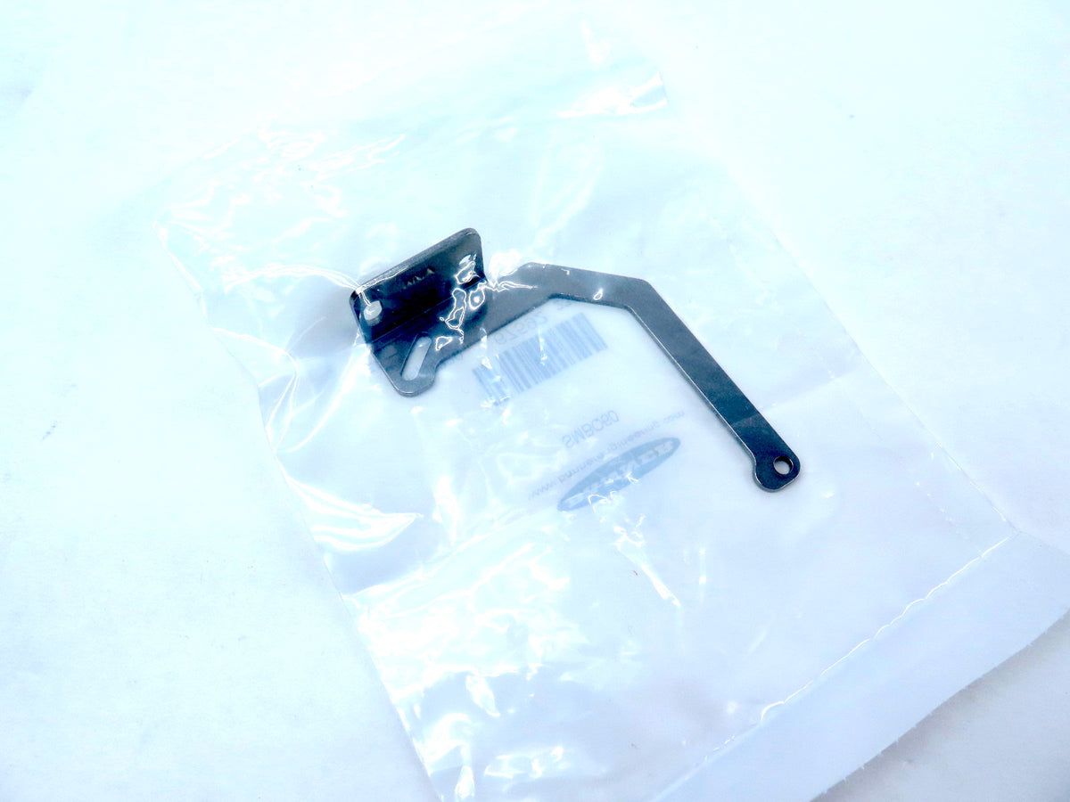 Banner SMBQ60 67592 Right Angle Bracket For Q60 Series - Advance Operations