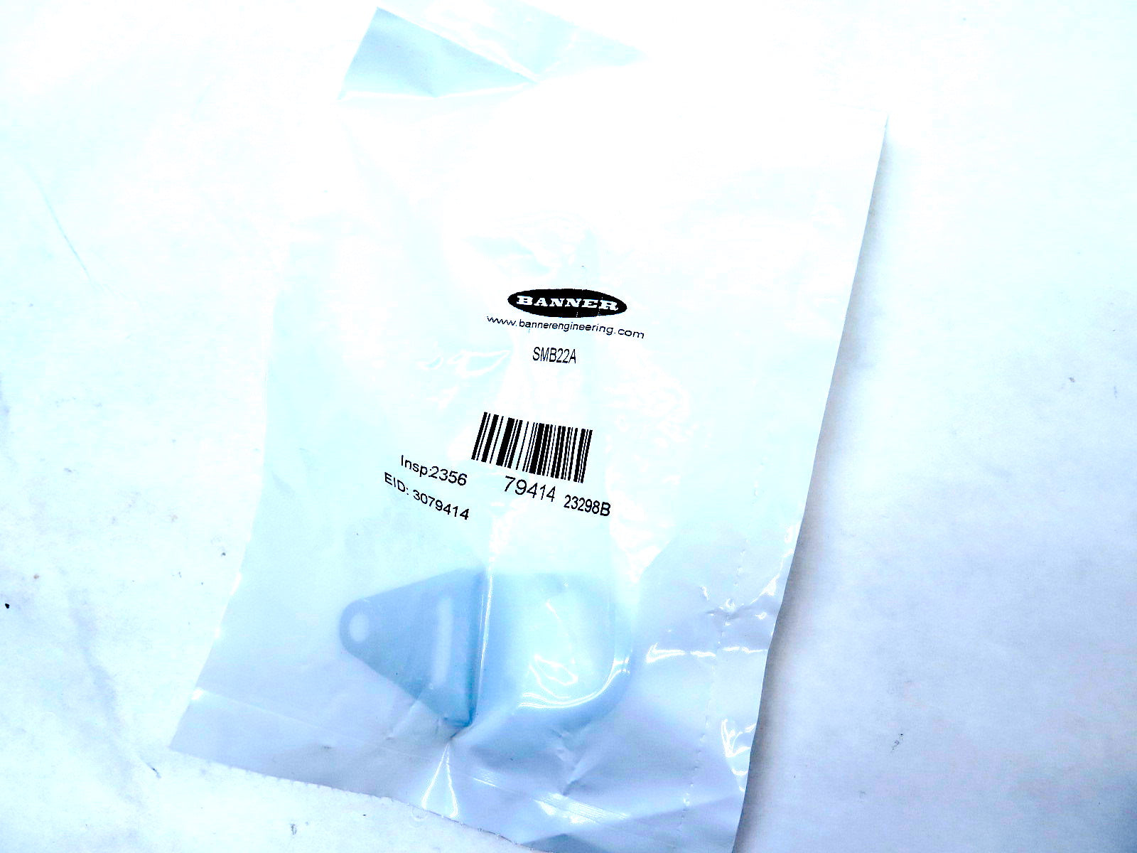 Banner SMB22A 79414 Right-Angle 22mm Mounting Hole - Advance Operations
