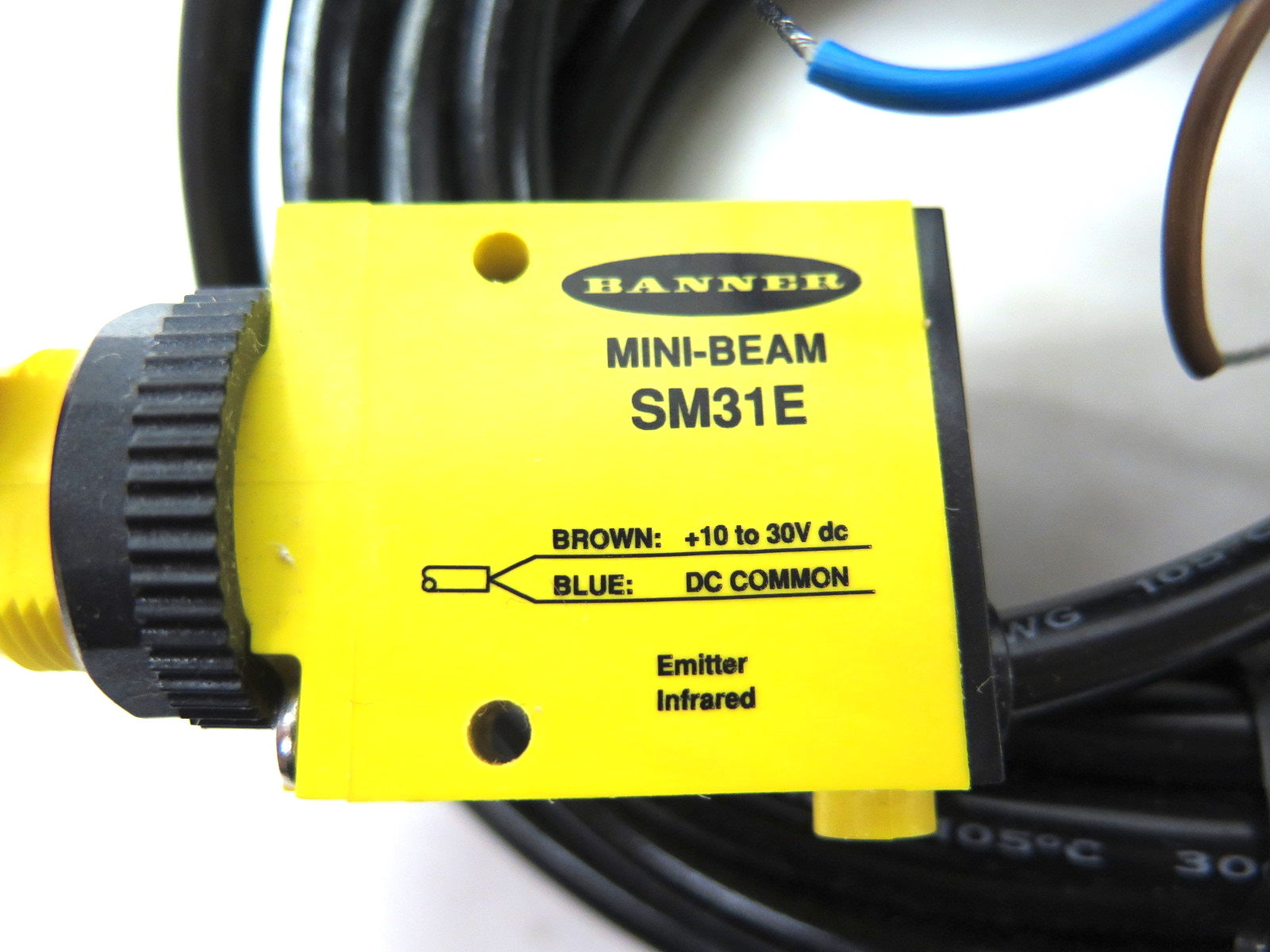 Banner SM31E 25623 Mini-Beam Standard Sensor - Advance Operations