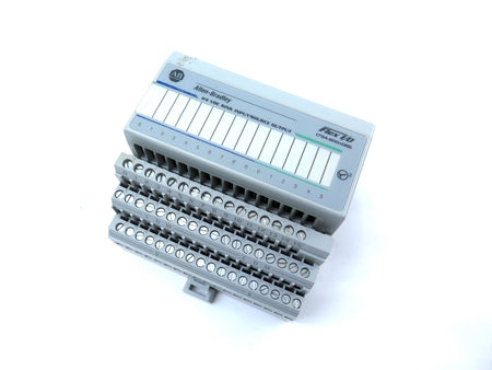 Allen-Bradley 1794-IB10x086 24VDC Sink Input/Source Output - Advance Operations