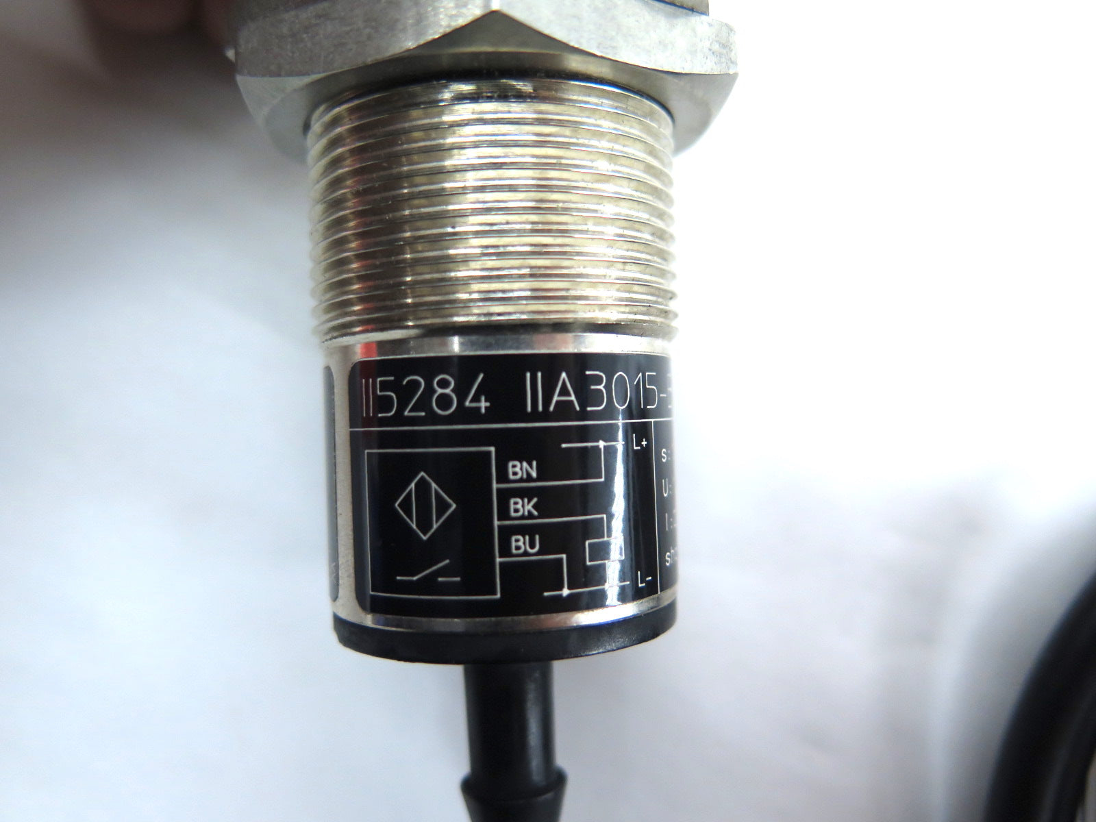 IFM Electronic II5284 IIA3015-BPKG Inductive Proximity Sensor - Advance Operations