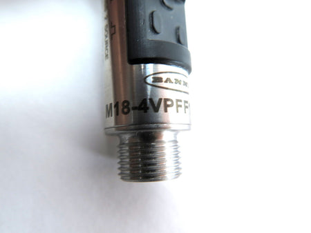 Banner M18-4VPFF100-Q8 800601 Metal Barrel-Mount Sensor - Advance Operations
