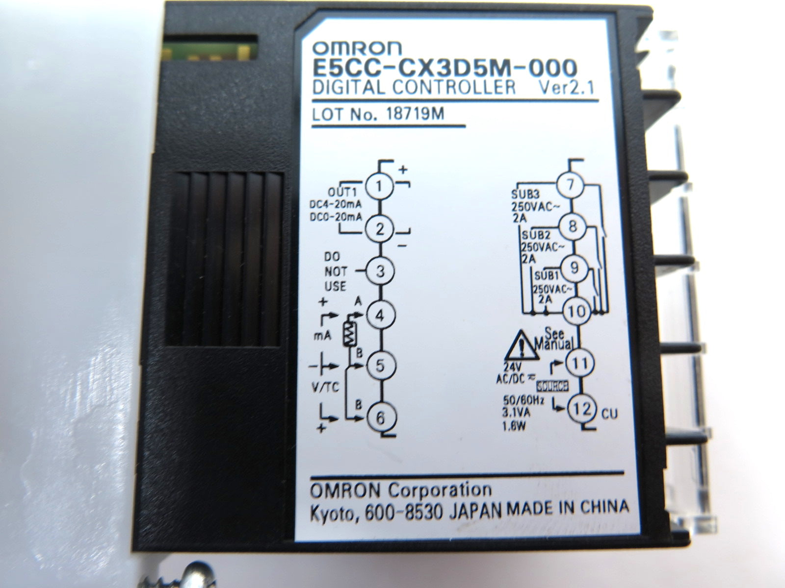 Omron E5CC-CX3D5M-000 Digital Temperature Process Controller - Advance Operations