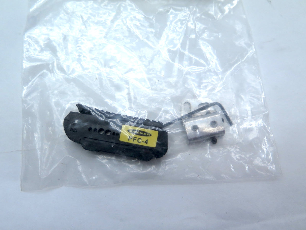 Banner PBL46U / 801973 Photoelectric Fiber Optic Sensor - Advance Operations