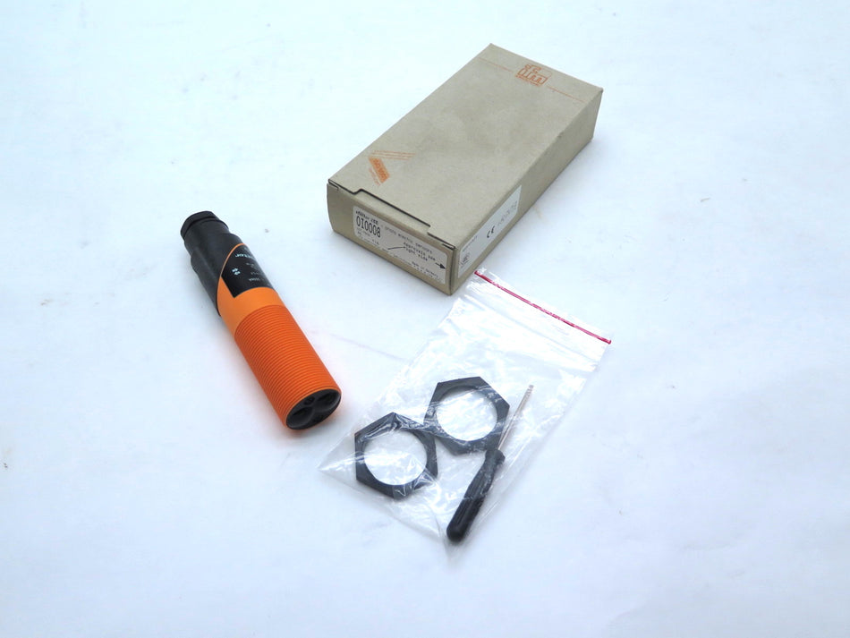 IFM electronic OI0008 Diffuse reflection sensor - Advance Operations