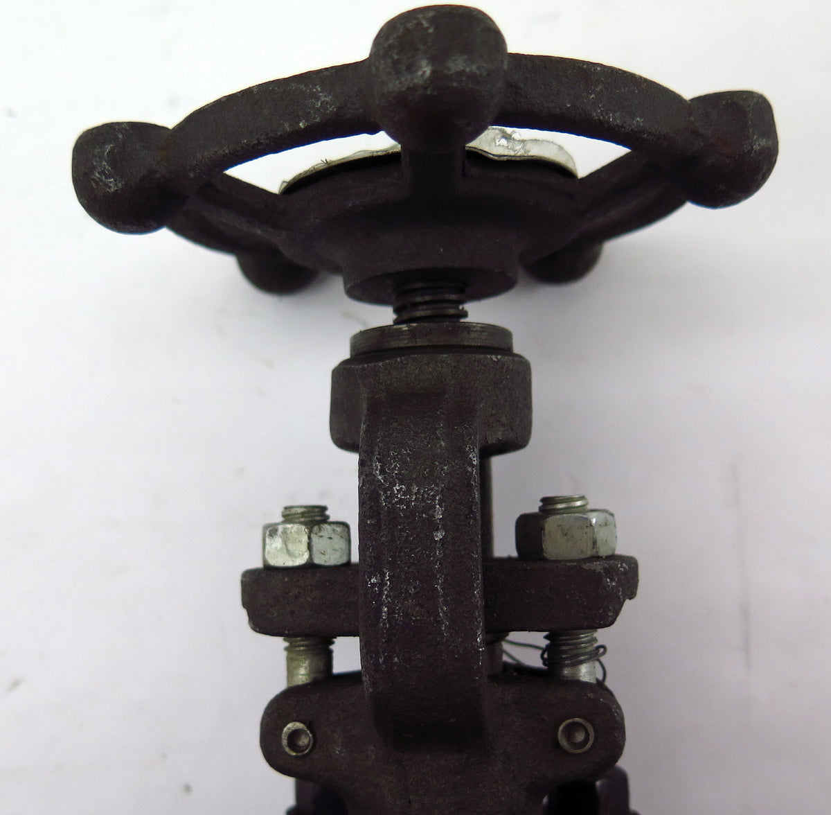 Newco 54 Carbon Steel Globe Valve 28T-FS2 3/4'' NPT Class 800 - Advance Operations