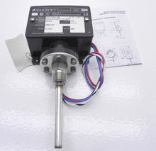 Load image into Gallery viewer, Ashcroft Temperature Switch T432TS040 XNH - Advance Operations
