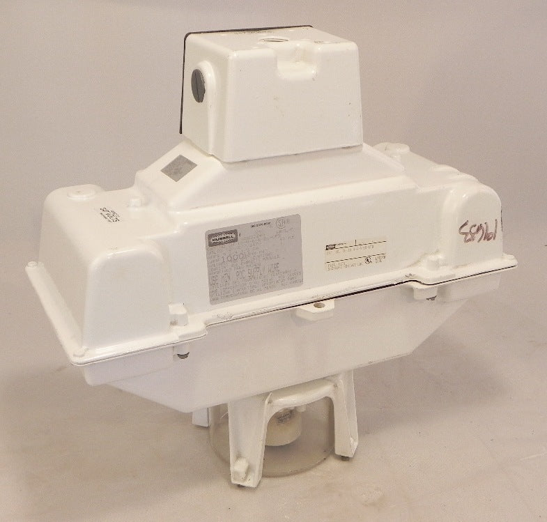 Hubbell Tribay Multi-Tap Metal High Bay CH-10-H-6-D-EU-CFB - Advance Operations