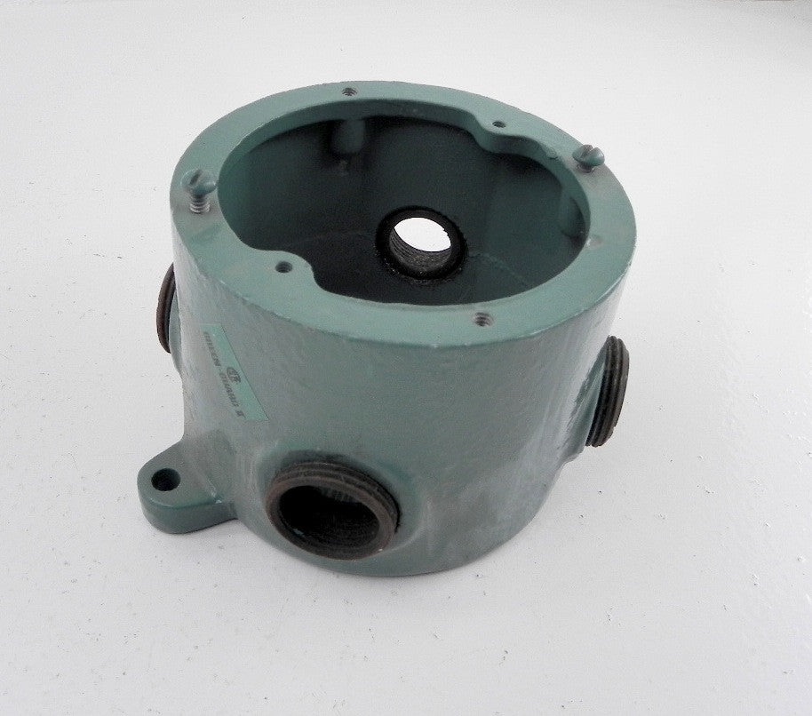 Crouse-Hinds Outlet Box GRFX 339 S752 - Advance Operations