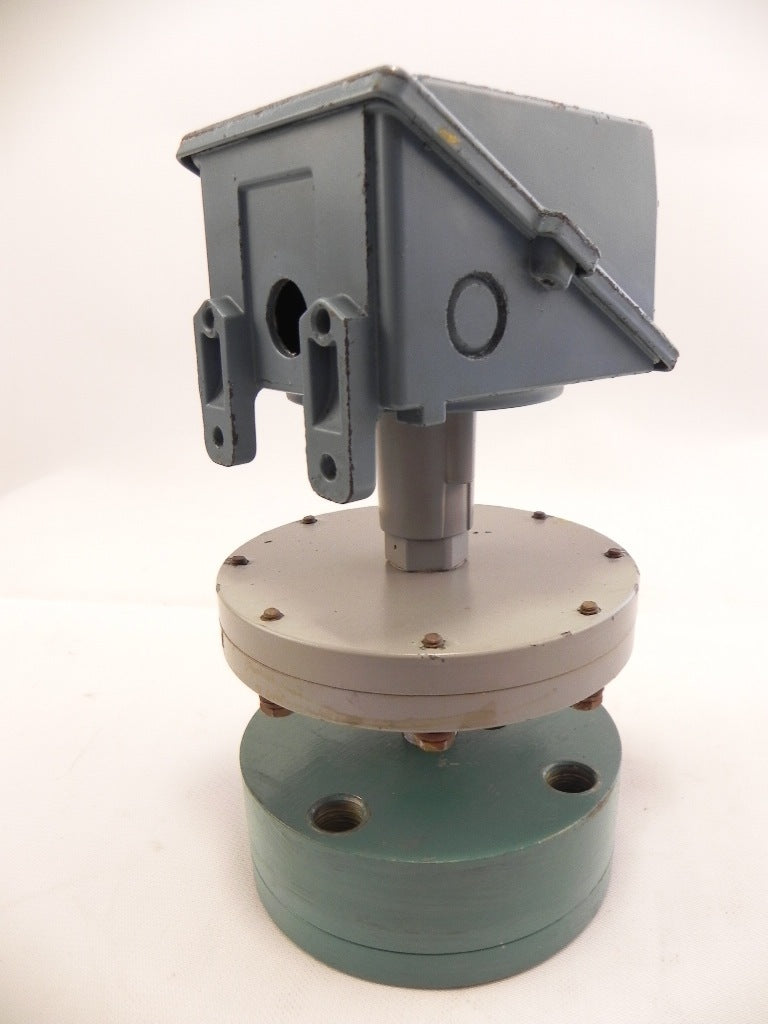 United Electric Pressure Switch w/ Diaphragm J402-521 - Advance Operations