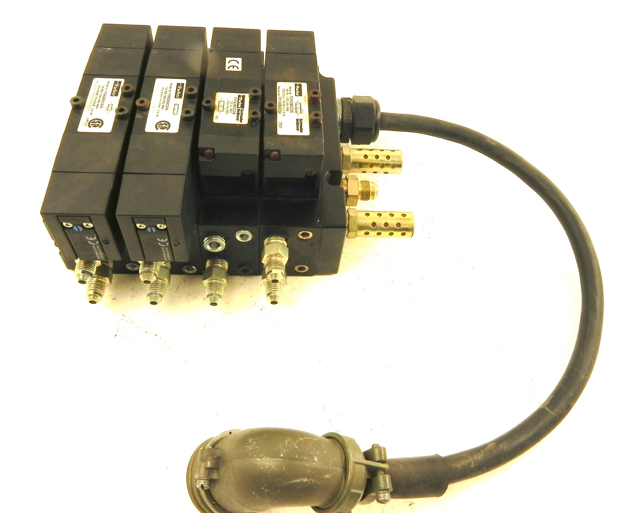 Parker Solenoid Valve Assembly F3262BGC23A - Advance Operations