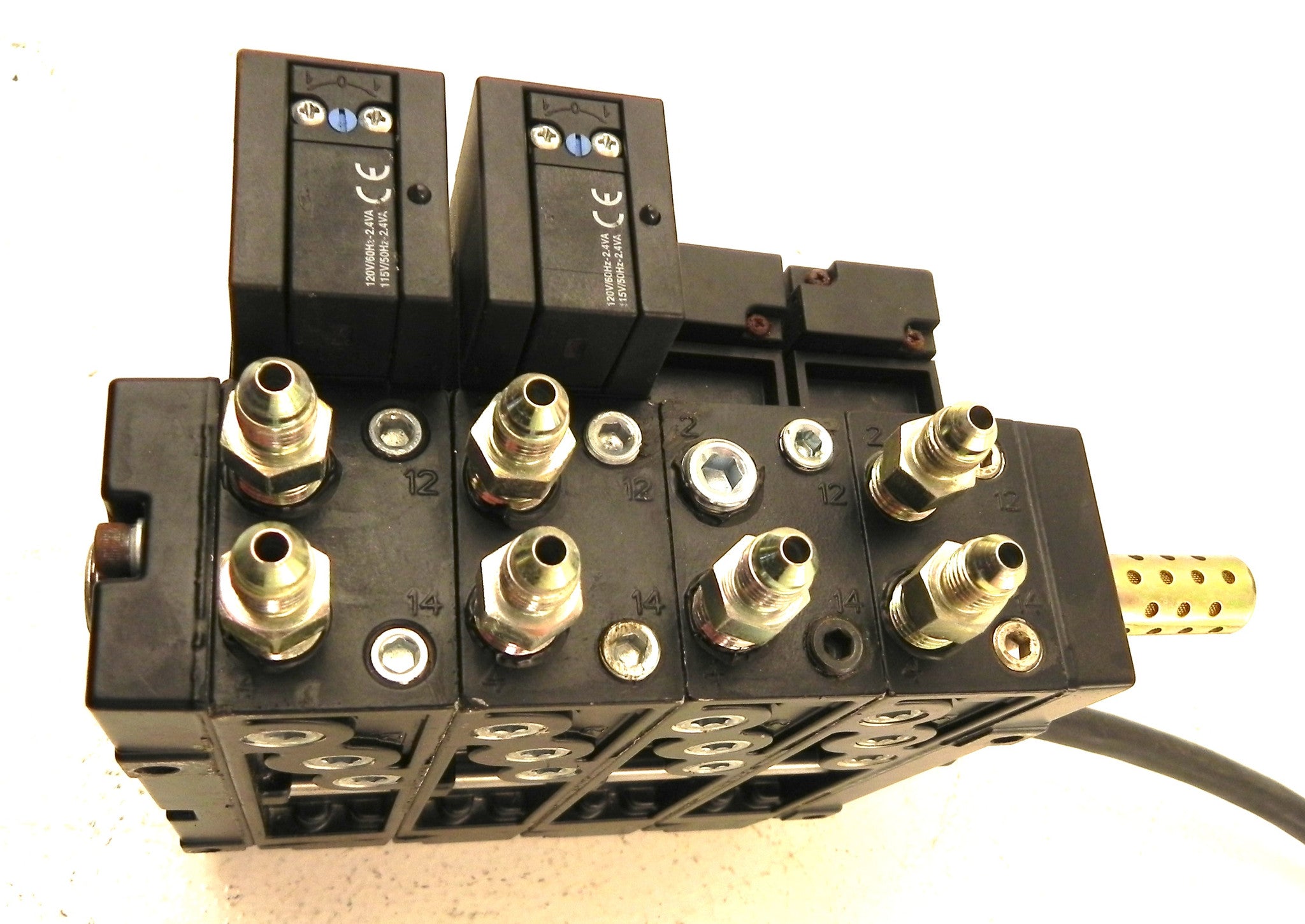 Parker Solenoid Valve Assembly F3262BGC23A - Advance Operations