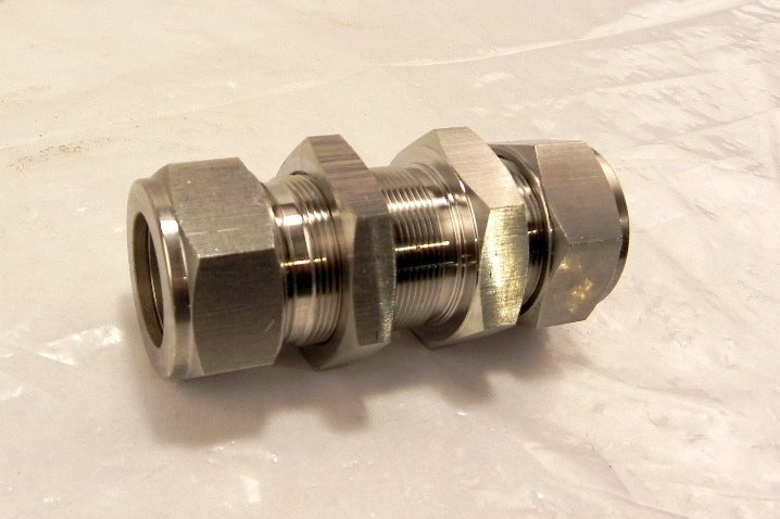 Ham-Let Straights Let-Lok  Bulkhead Union 774L SS 25mm - Advance Operations
