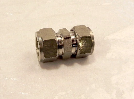 Ham-Let Straights Union Let-Lok 762L SS 18mm (box of 6) - Advance Operations