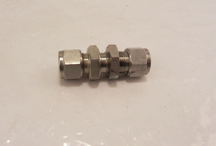 Ham-Let Straights Let-Lok Bulkhead Union 774L SS 10mm - Advance Operations