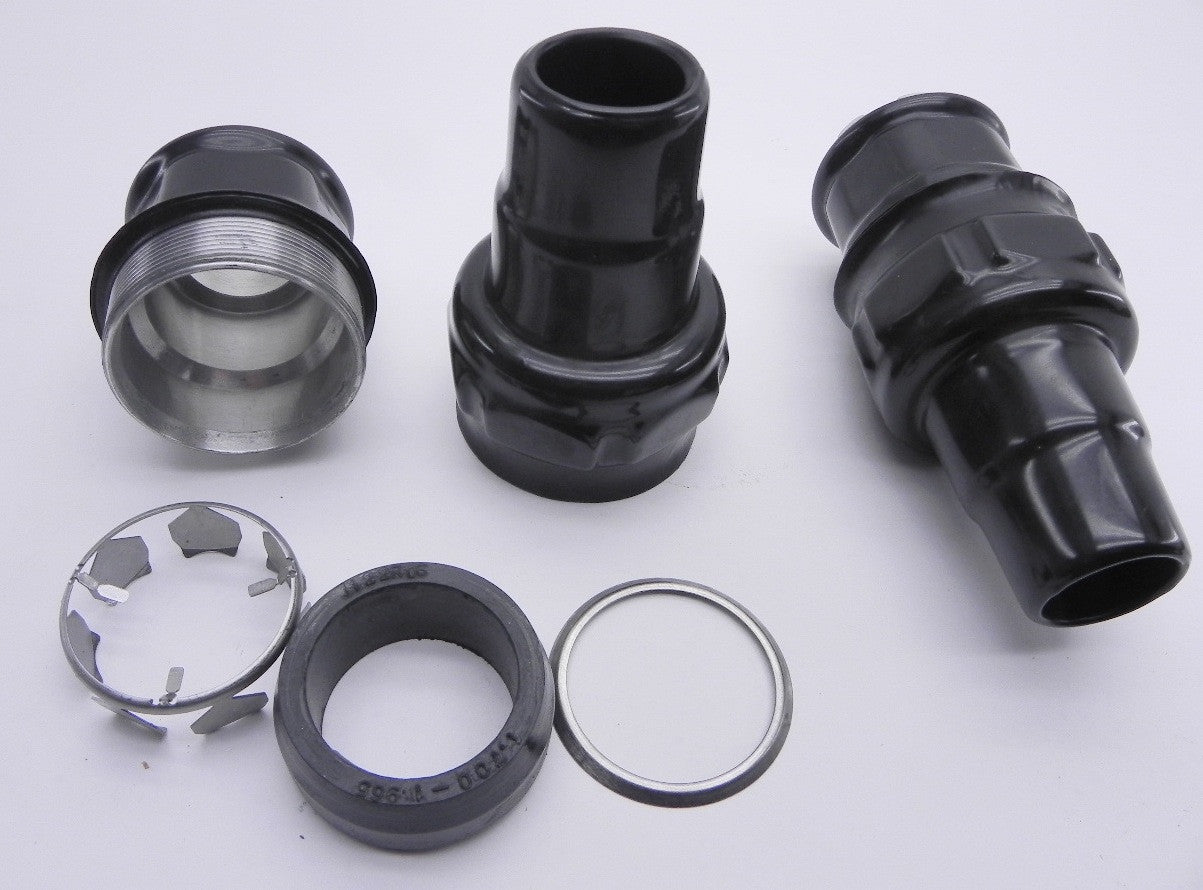 Thomas & Betts Liquid Tight Connector ST150  1-1/2" (2) - Advance Operations