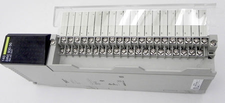 Schneider Relay Output Module 140 DRC 830 00 - Advance Operations