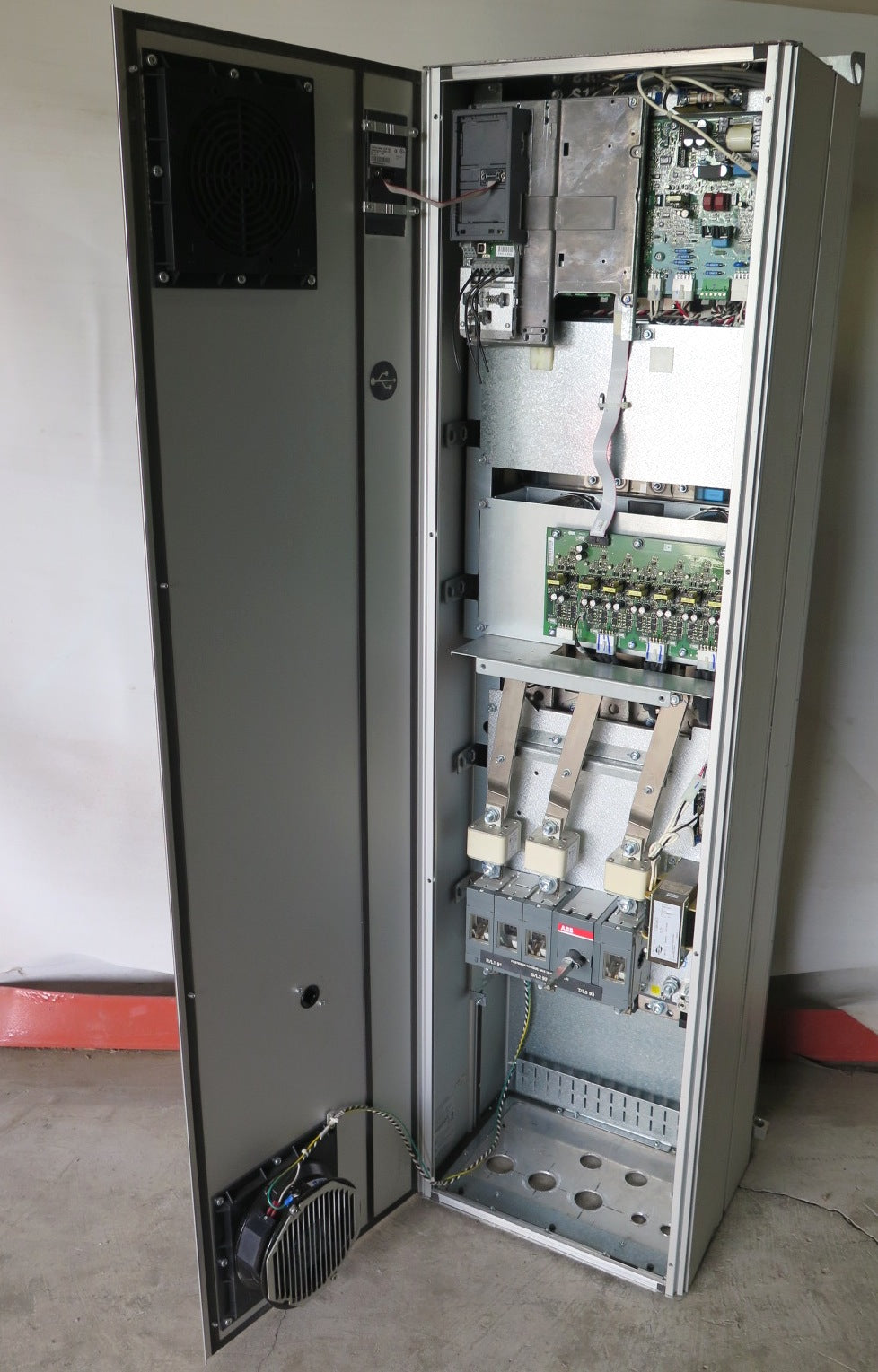 Omron Danfoss AC Drive 200 HP 3G3DV-D616K-0C51 525-690V 1 Year Warranty - Advance Operations