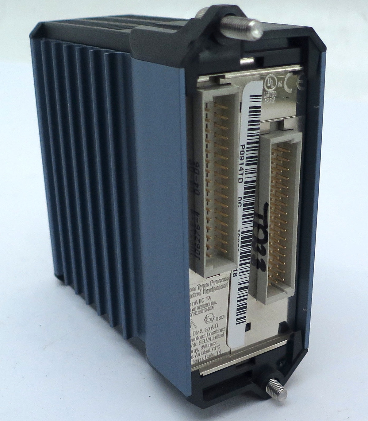 Foxboro Voltage Monitor FBM207 P0914TD - Advance Operations