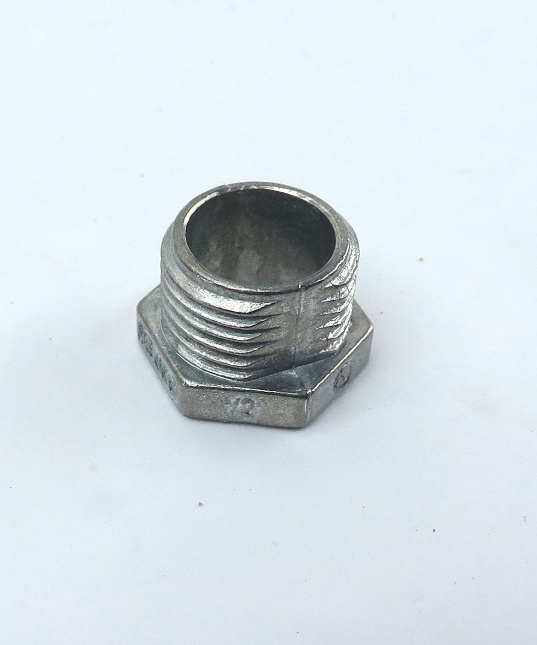 Thomas & Betts Conduit Nipple CI8004  1/2" (Lot of 24) - Advance Operations