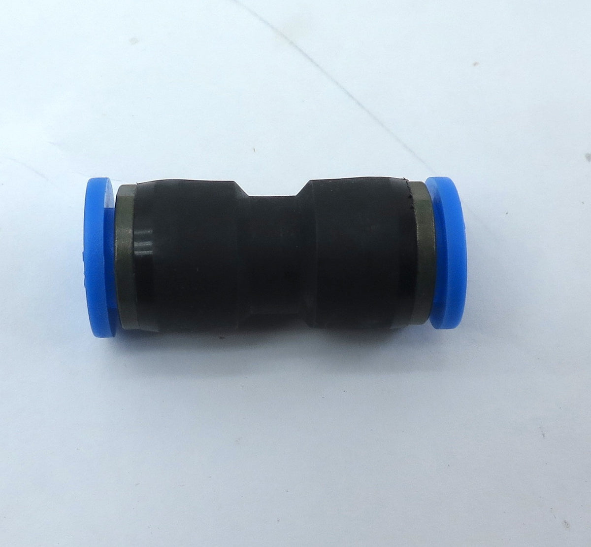 SPC Straight Push In Fitting 3/8" (Lot of 10) - Advance Operations
