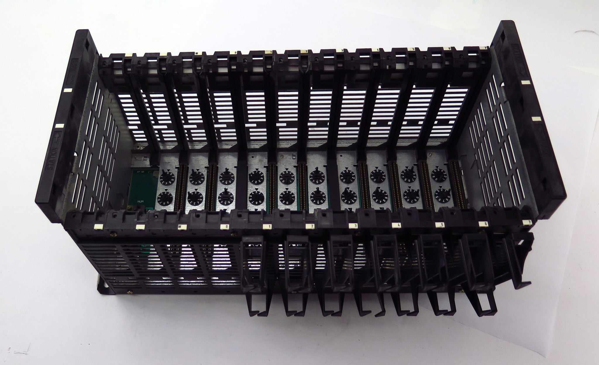 Telemecanique Rack 8 Slot TSX RKN 82 TSXRKN82 – Advance Operations