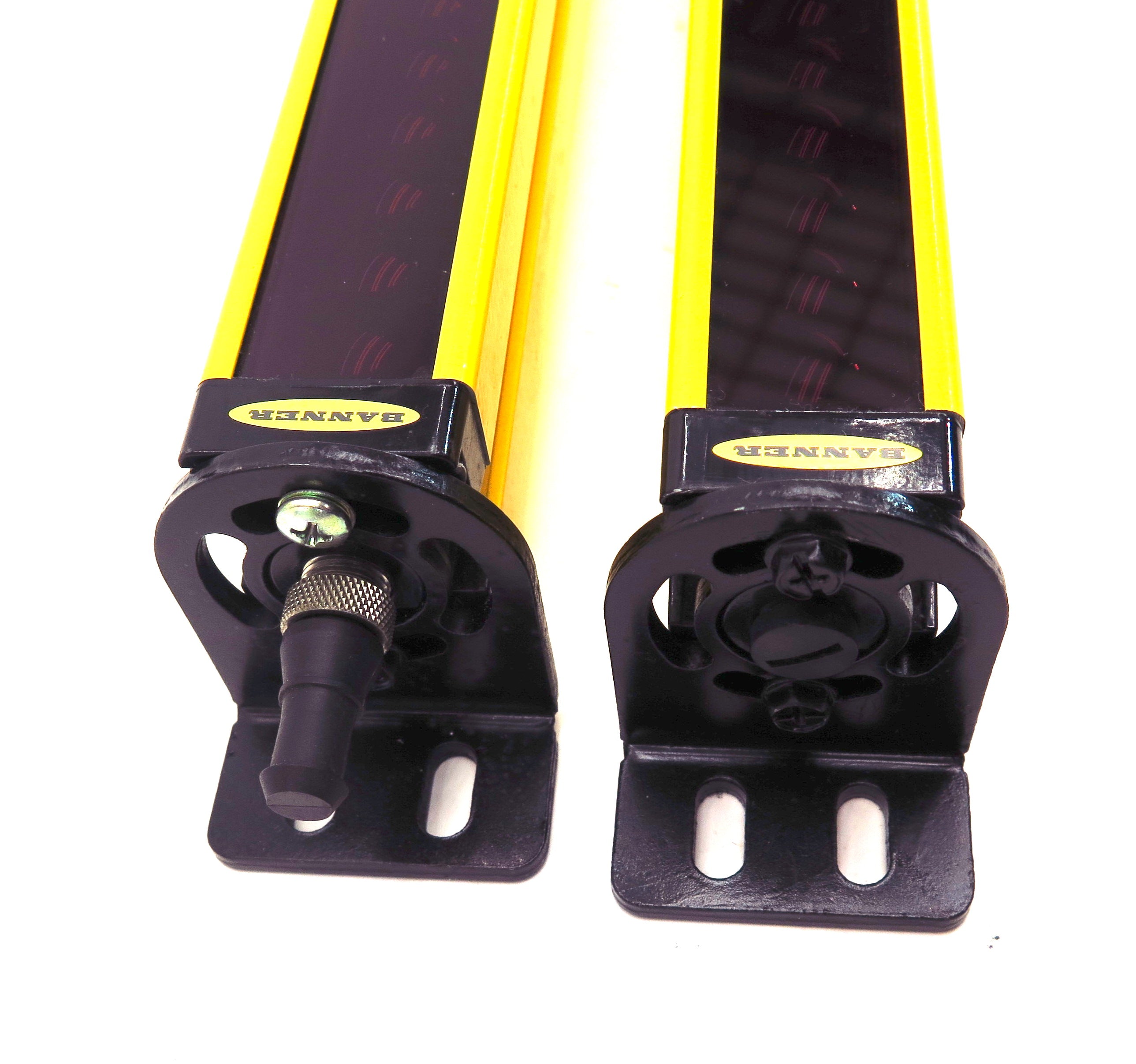 Banner EZ Screen Safety Curtain Emitter SLSCE30-1200Q8 Receiver SLSCR30-1200Q8 - Advance Operations
