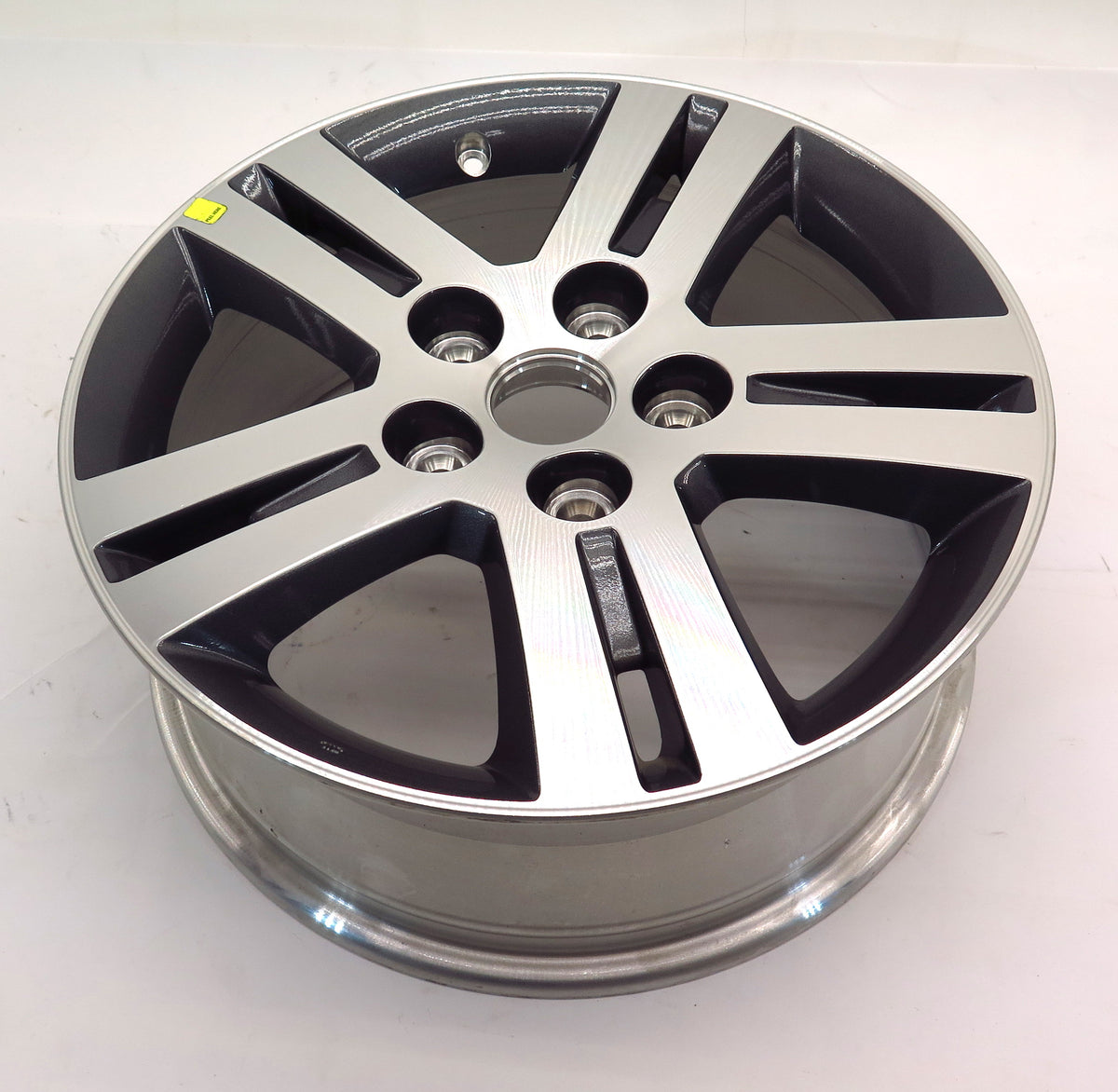 Dodge Grand Caravan Fit 08-13 OEM 17" Alloy Wheel Rim 17x6.5Jx40.0  1BD59TRMAB 5x127 - Advance Operations