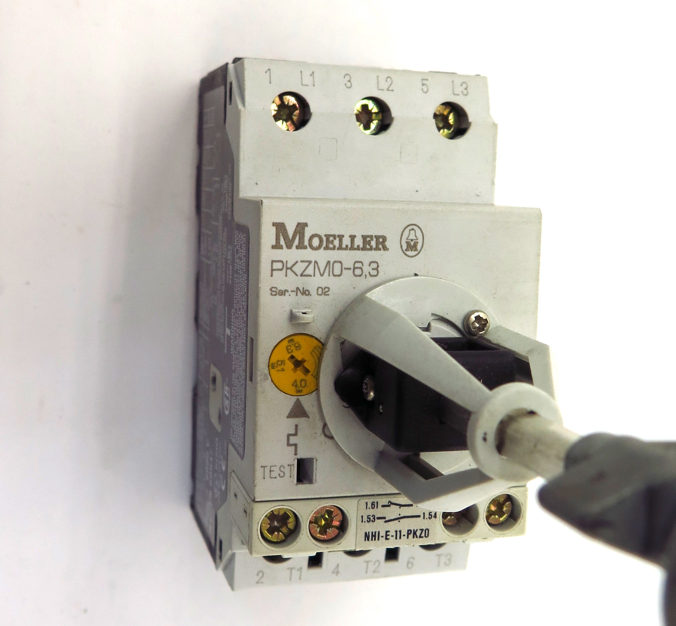 Moeller Motor Controller Circuit Breaker PKZMO-6.3 - Advance Operations