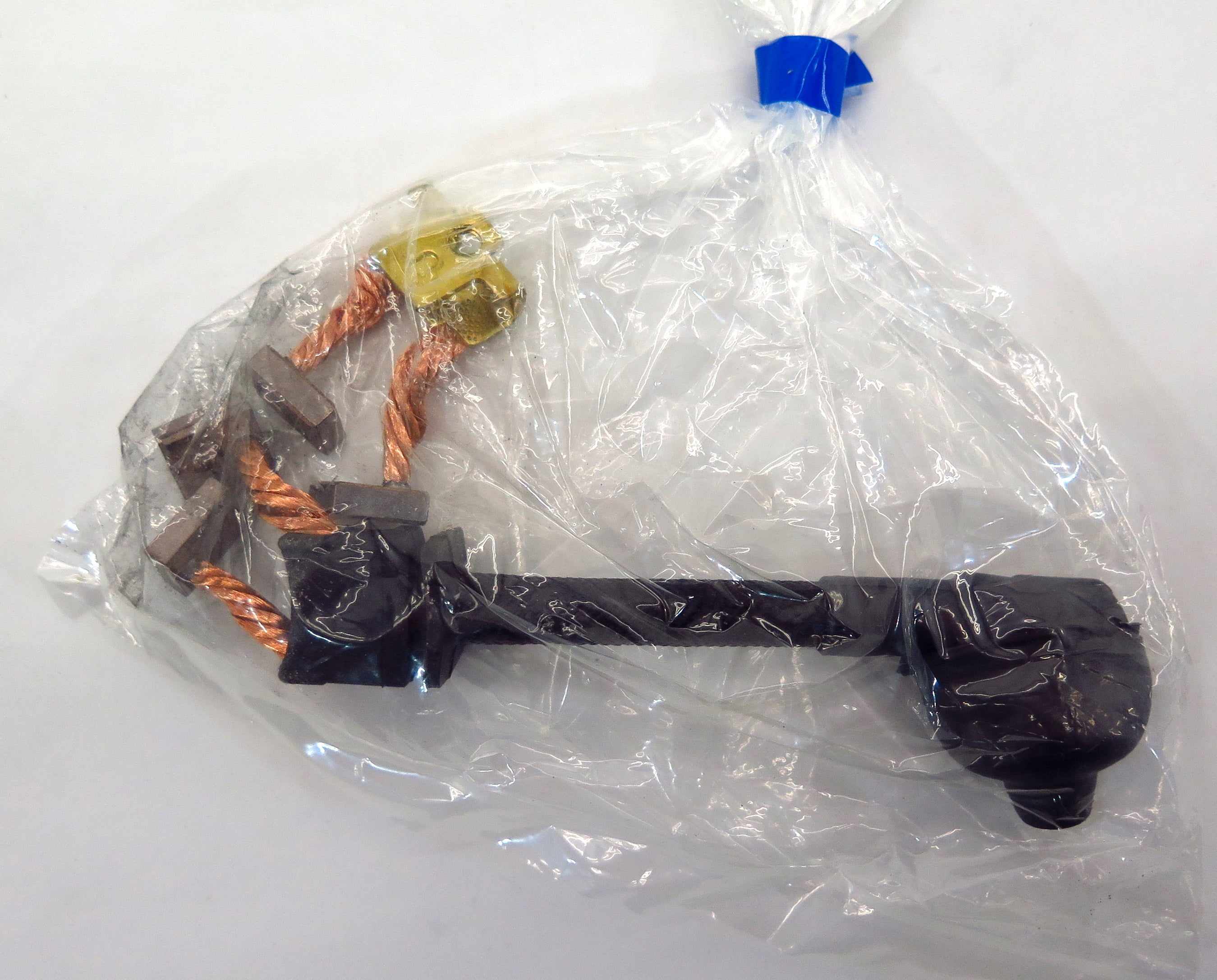 Hyster Lift Truck Motor Brush Assembly Yoke 2074813 - Advance Operations