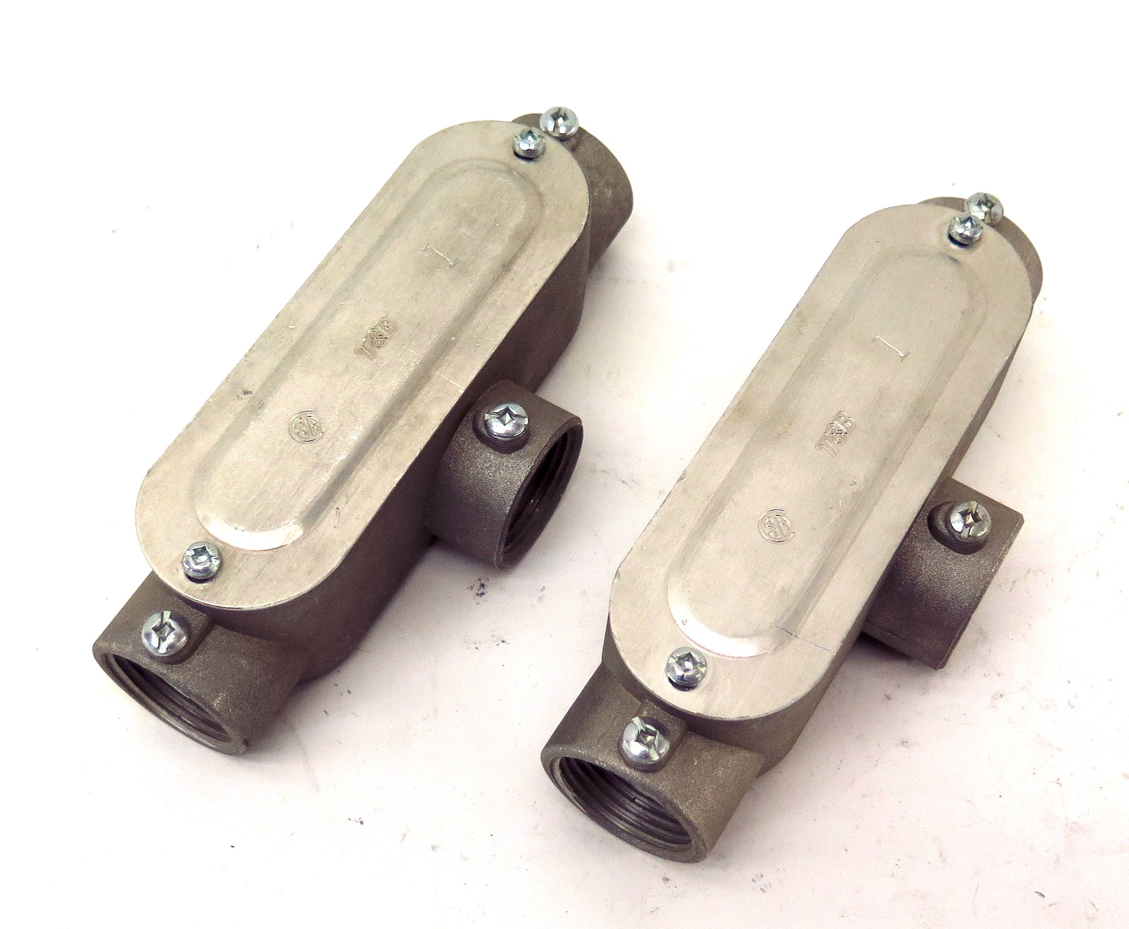 Thomas & Betts Aluminum Rigid Condulet T 1" (2) - Advance Operations