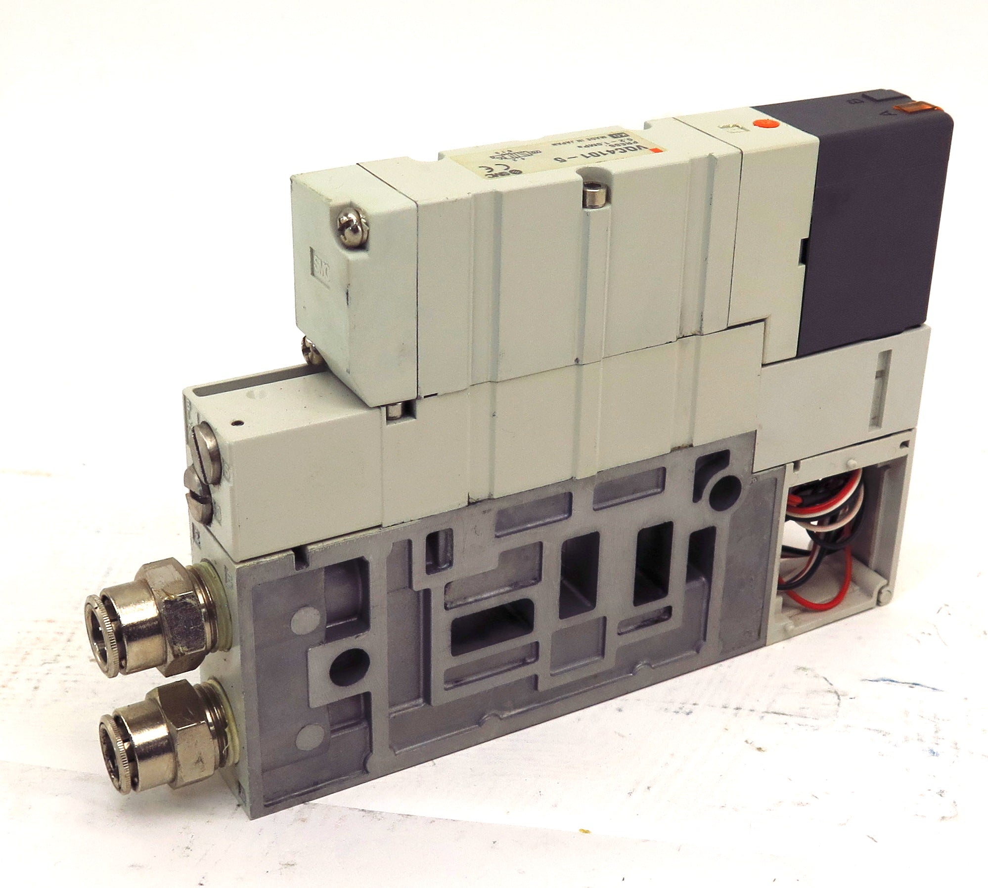 SMC Solenoid Valve VQC4101-5 & Interface Speed Control VVQ4000-20A-1 + Base - Advance Operations