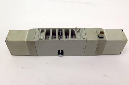 Numatics Pneumatic Solenoid Valve I63BB6R2MN00061 24 VDC Coil 150 Psi - Advance Operations