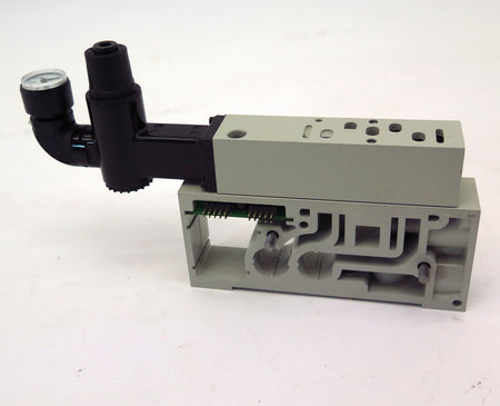 Numatics Pneumatic Valve I63RS4Z2JN16W00 with Base 5-60 Psi - Advance Operations