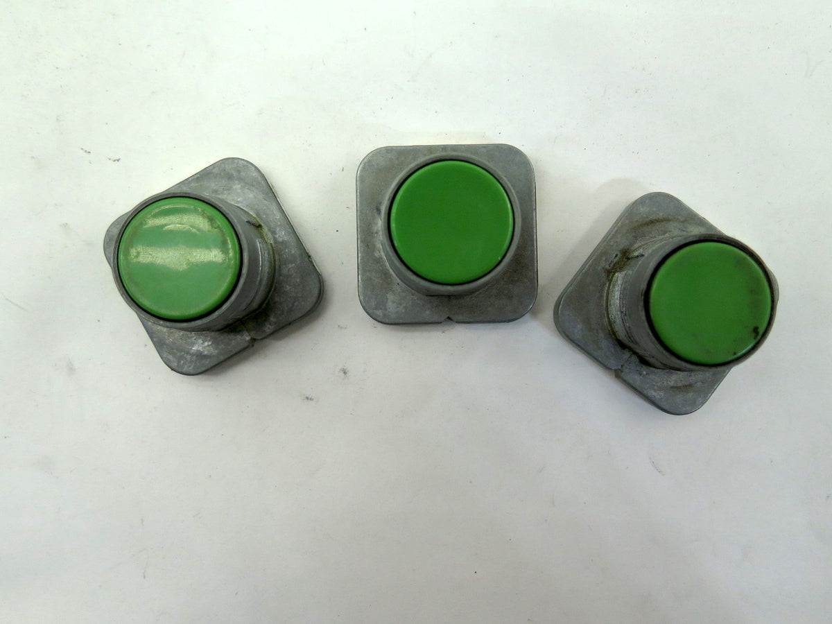 Furnas 52PA8A3 Series B Flush Green Push Button Lot of 3 - Advance Operations
