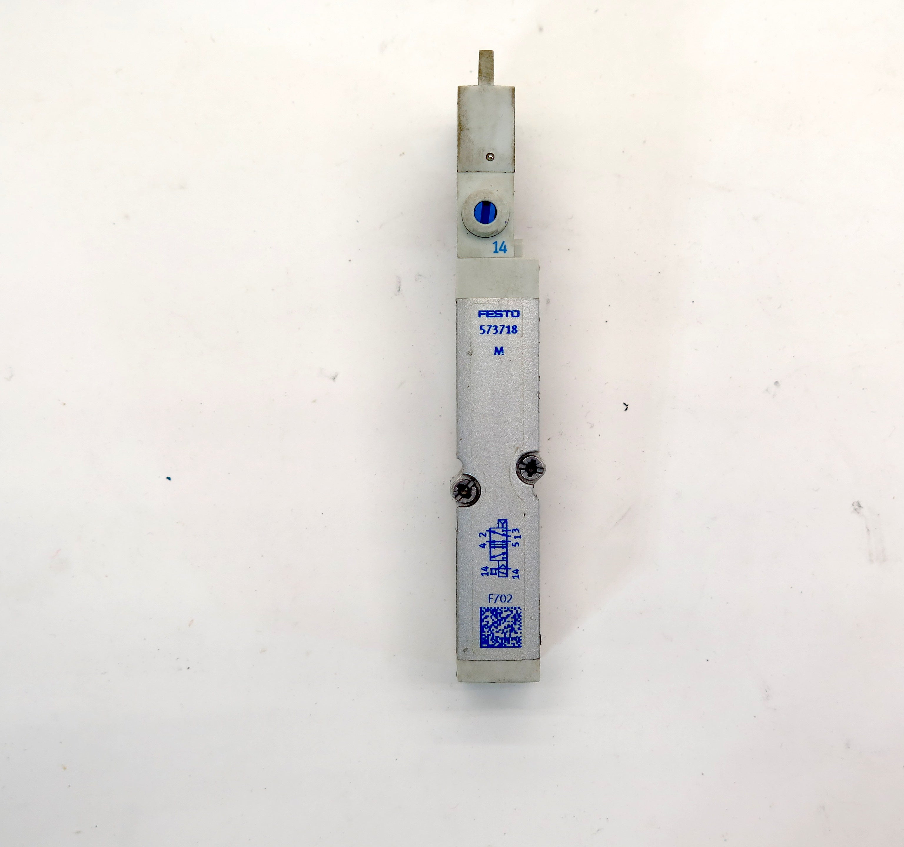 Festo 573718 Pneumatic Solenoid Valve 24vdc - Advance Operations