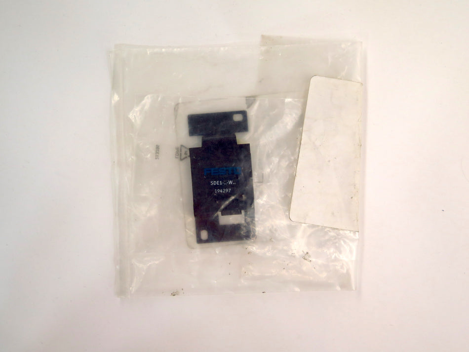 Festo SDE1-..-W Adapter Plate - Advance Operations