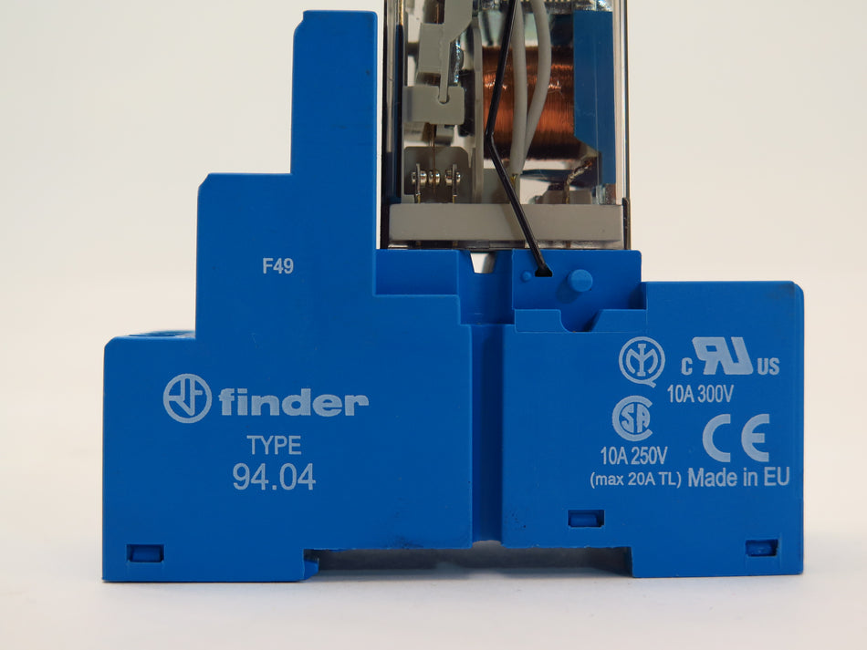 Finder Relay Type 55.34.9.024.0040 Base Type 95.04 250V 7A - Advance Operations